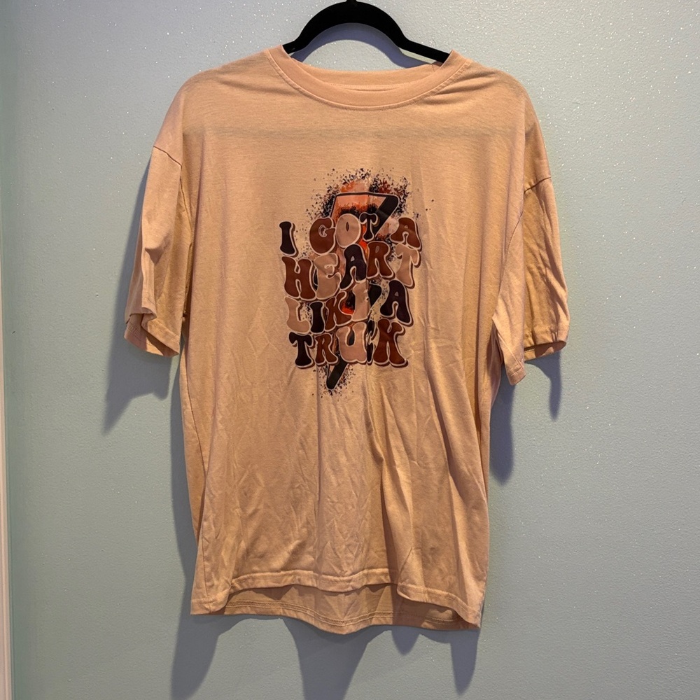SHEIN Tan Graphic Short Sleeve Tee